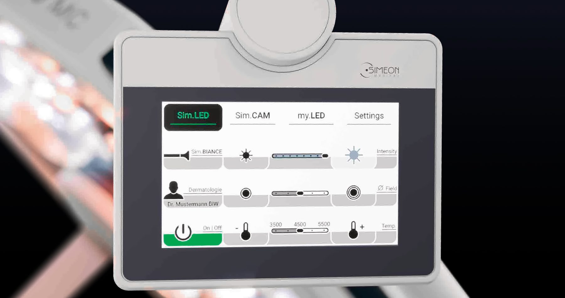 Touchdisplay der Sim.LED 8000 mit intuitivem User Interface für OP-Personal